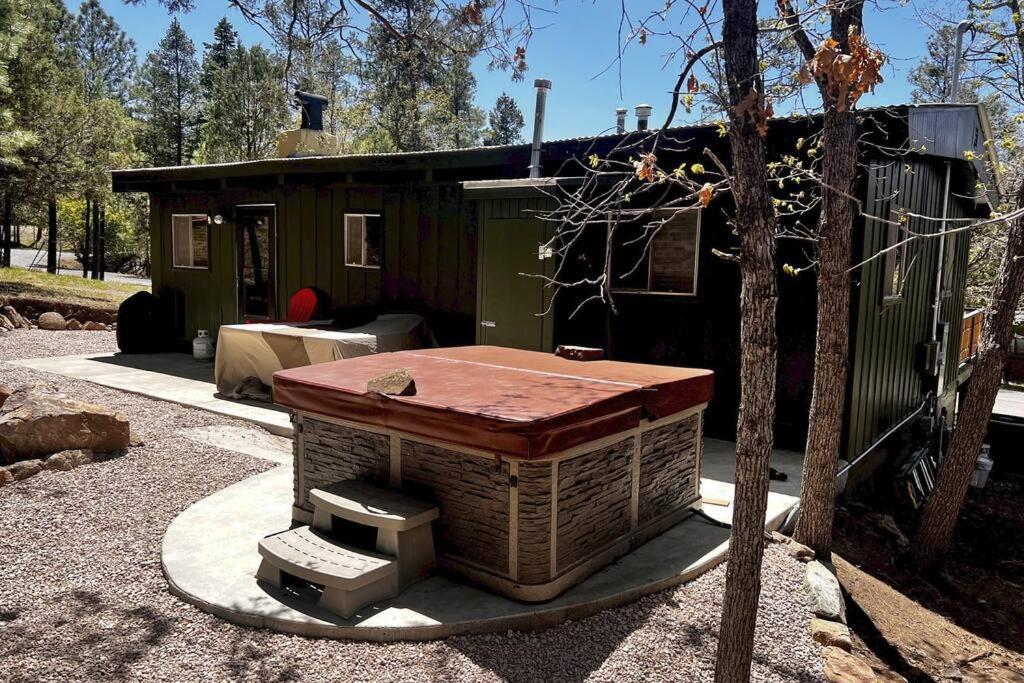 Twin Pines Casita - Big Yard, View, Porch, Hot Tub, & Charm Villa Ruidoso Kültér fotó